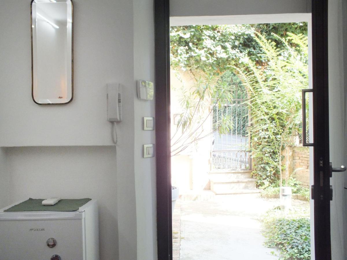 Loft Garden In Bologna'S Heart Ospedale Rizzoli Bolonha Exterior foto